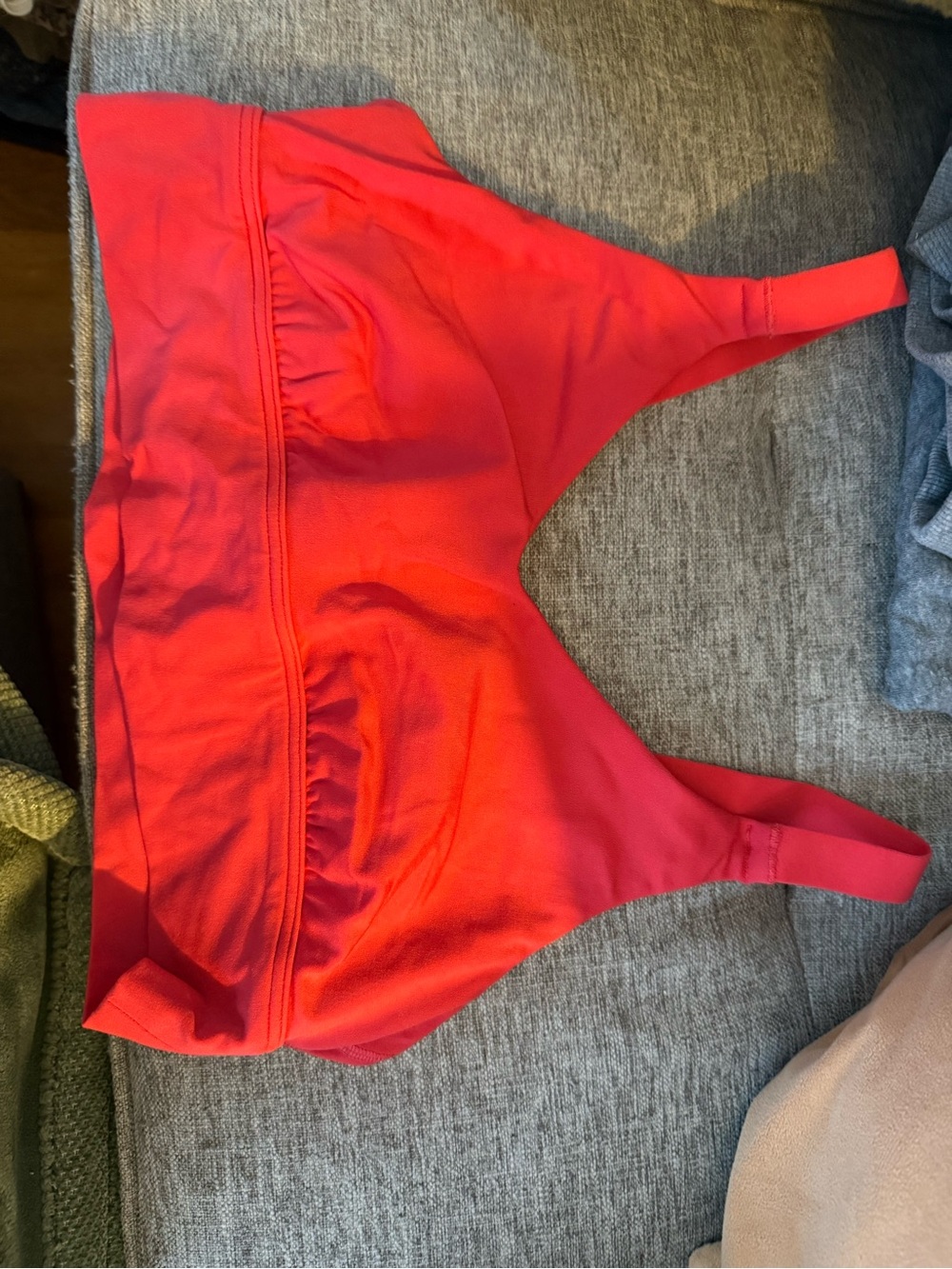 aerie twist back sports bra